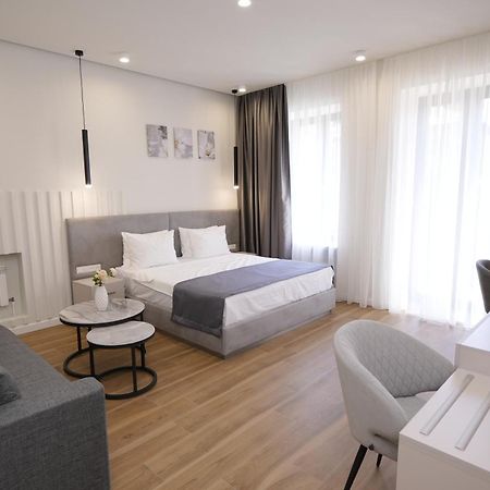 Ser In Hotel Erivan Dış mekan fotoğraf